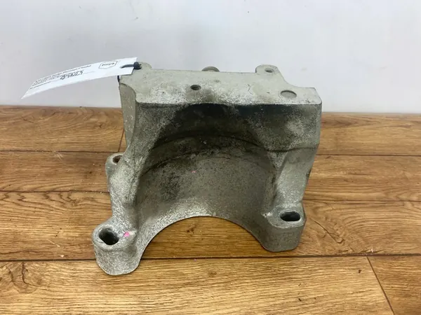 Vaihteiston tuki 5.7 HEMI Dodge Durango 2014+ image 5