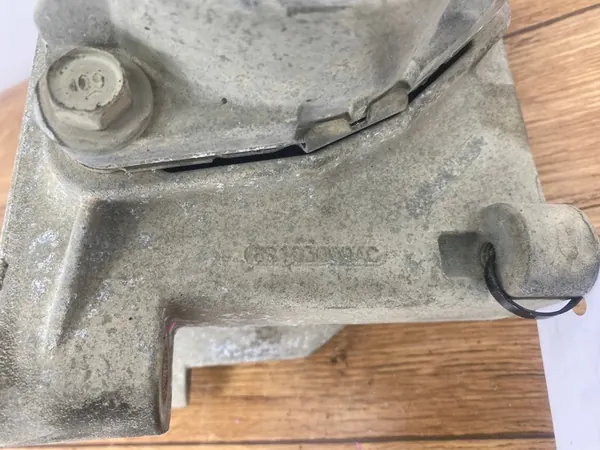 Vaihteiston tuki 5.7 HEMI Dodge Durango 2014+ image 8