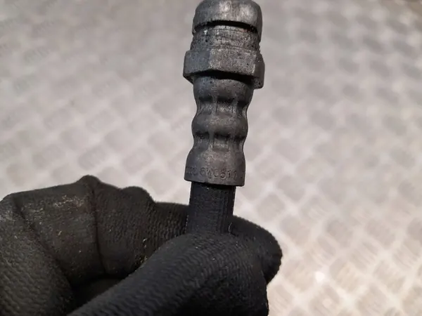 Audi A5 Rembekrachtiger Slang Voor Links 8W0611708B image 4