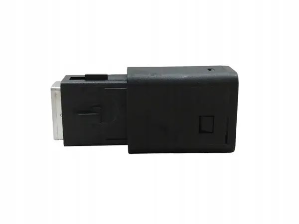 Prise USB Citroen OEM 9831377180 pour C4 III e-C4 image 7