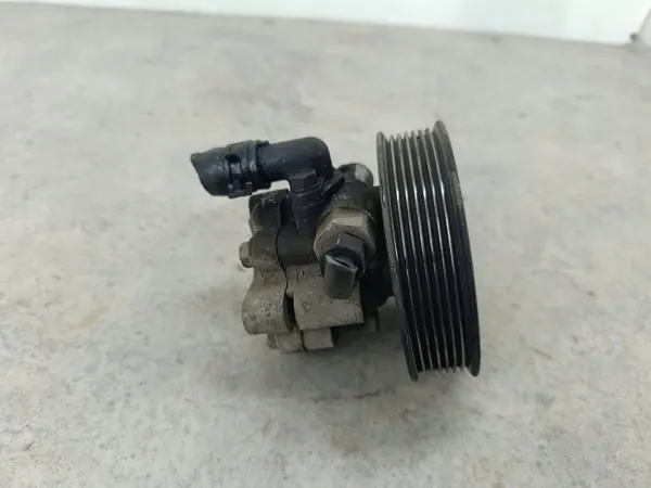 Bomba de direção OEM 8200357347 para Opel Vivaro image 3