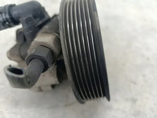 Bomba de direção OEM 8200357347 para Opel Vivaro image 4