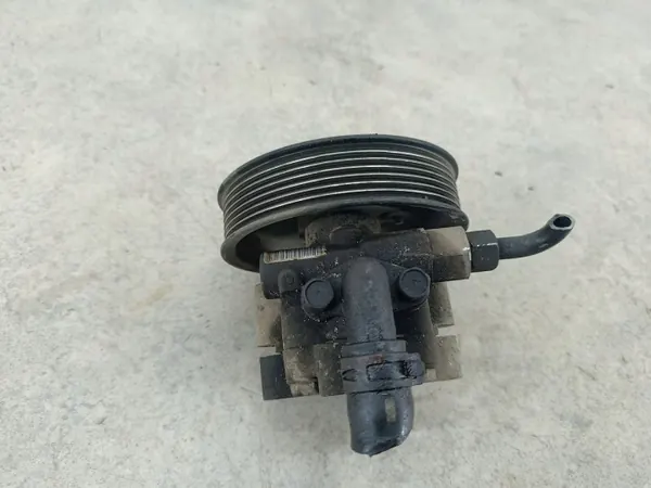 Bomba de direção OEM 8200357347 para Opel Vivaro image 5