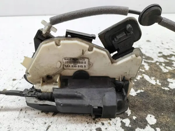 Bakdörrlås Höger VW Passat VIII (2014- ) B8 OEM 5K4839015S image 4