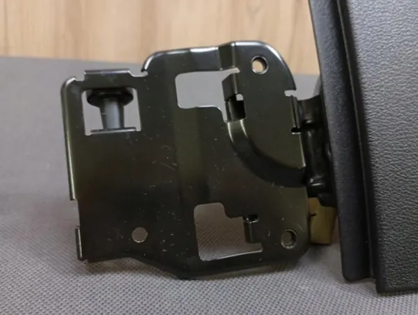 OEM A2077570606 Tampa Dobradiça Teto Direita Mercedes Classe E image 4