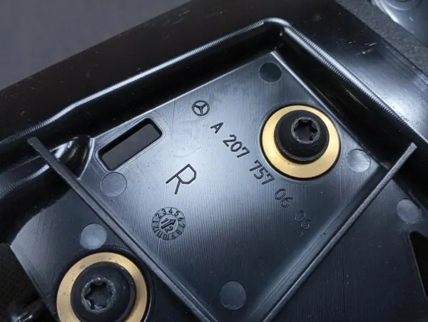 OEM A2077570606 Tampa Dobradiça Teto Direita Mercedes Classe E image 5