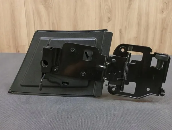 OEM A2077570606 Tampa Dobradiça Teto Direita Mercedes Classe E image 7