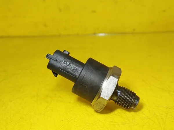 Sensor Presión Combustible OEM DRC101185 Renault Scenic I image 3