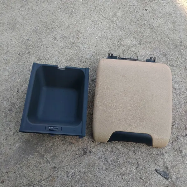 Beige liukuva käsinoja OEM 8196944 BMW E39:lle image 2