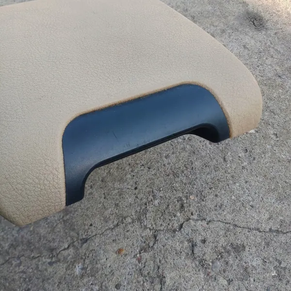 Beige liukuva käsinoja OEM 8196944 BMW E39:lle image 3