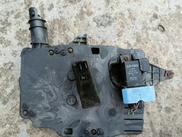 Ford C-MAX MK2 Computer Housing Focus MK3 Kuga MK2 image 4
