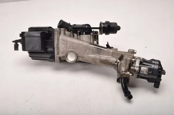 Refroidisseur EGR OEM 55577443 pour Opel Zafira C 2014 image 3