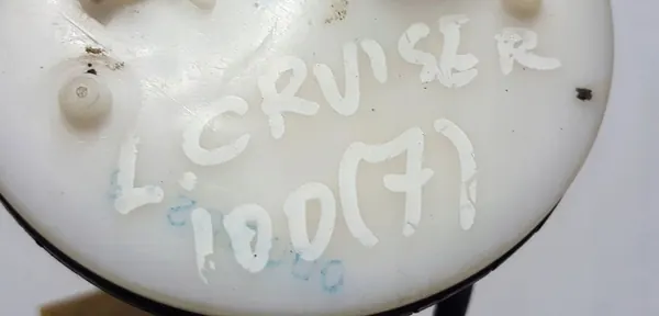 Bomba de combustível Toyota Land Cruiser 2000 2322174110 image 2