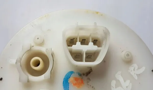 Bomba de combustível Toyota Land Cruiser 2000 2322174110 image 3