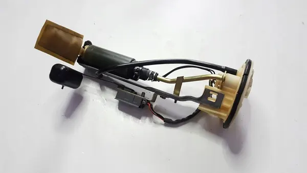 Bomba de combustível Toyota Land Cruiser 2000 2322174110 image 6