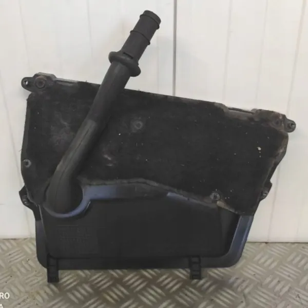 Rechte Windschutzscheibensäule Renault Trafic III OEM 668405244R image 2