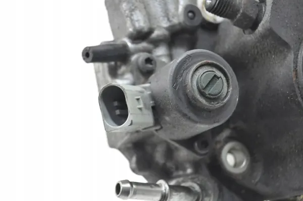 Pompe à carburant Mercedes Sprinter 906 A6510701201 image 4