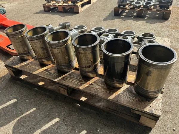 Manga de Cilindro Cursor 13 500 Iveco Stralis E 5 image 1