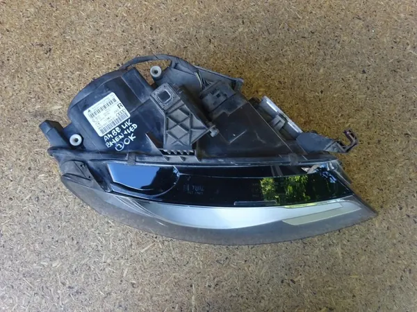 AUDI A4 B8 8K Faro Derecho Bixenon LED OEM 8K0941004D image 7