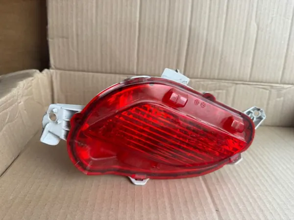 Toyota OE 81591-0D190 Taka sumuvalo - Käytetty image 4