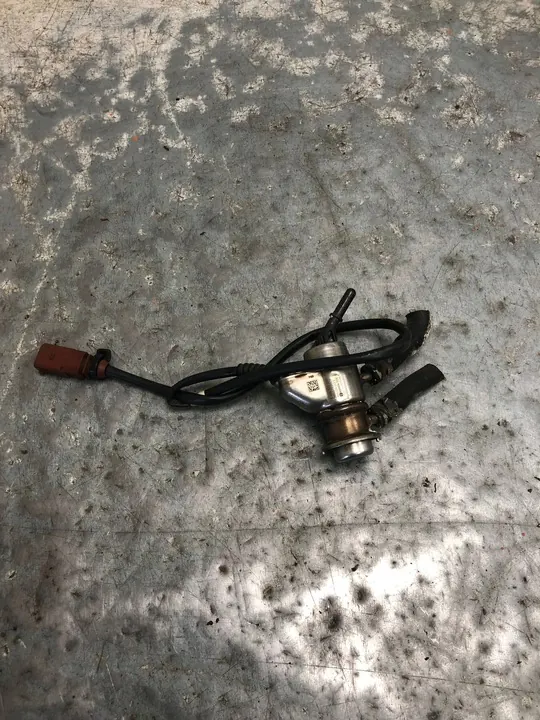 Injecteur AdBlue Audi Q5 LIFT 4H0131113E image 1