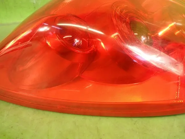 Luz trasera izquierda NISSAN PRIMERA P12 2003 89077070 image 4