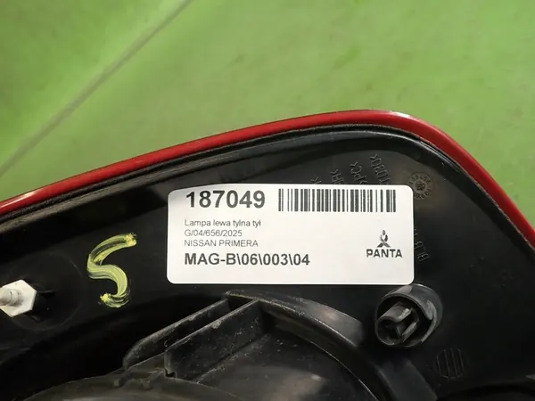 Luz trasera izquierda NISSAN PRIMERA P12 2003 89077070 image 7