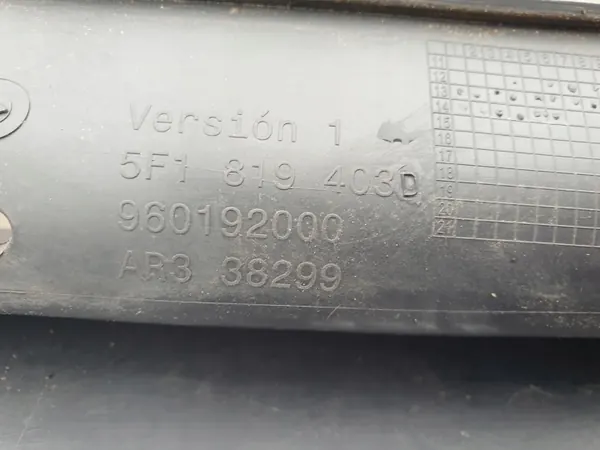 Junta de para-brisas SEAT OE 5f1819403D - Estado usado image 3