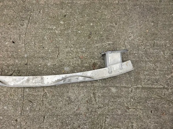 Takapuskuri vahvistus Audi A6 C7 Sedan image 2