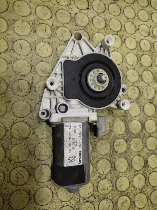 Régulateur de vitre Peugeot 206 CC OEM 9636627680 Avant gauche image 3