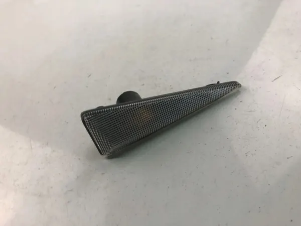 Pisca de para-lama esquerdo OEM 8200027150 Renault Scenic II image 2