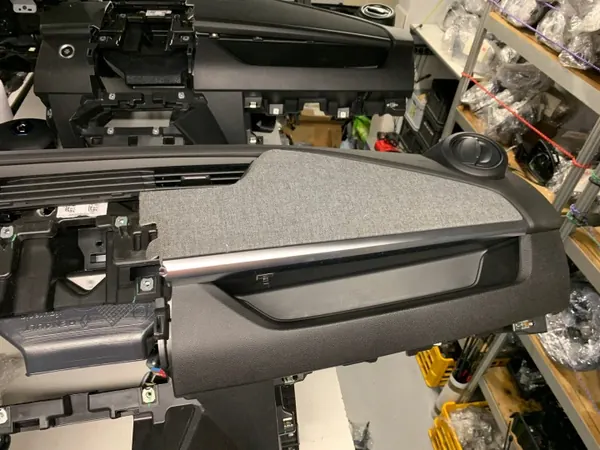 OEM RENAULT ZOE LIFT 2020 Dashboard Console Airbag image 5