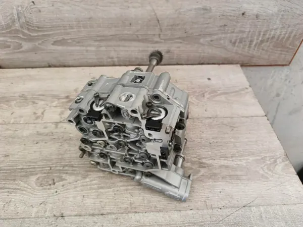 Gebruikte Audi OE oliepomp 27E11 LF30G G2B700903 image 6