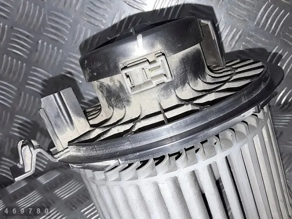 Nissan NV200 Verwarmingsblazermotor OEM AM-469780 image 4