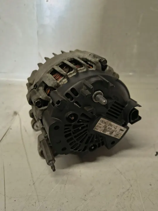 Vaihtovirtageneraattori VW Seat Skoda Audi 2.0TDI 180A OEM 03L903023E image 2