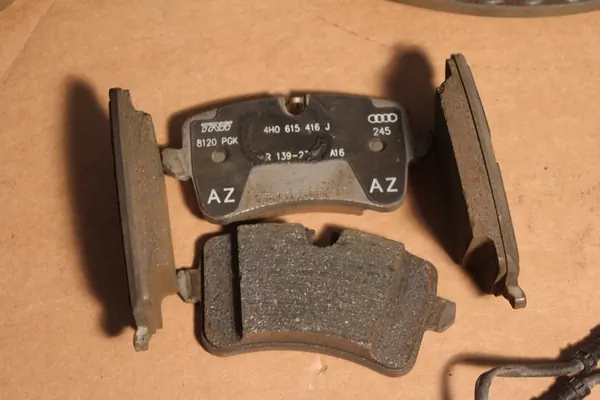 Discos de Freio Traseiros Audi A8 4H D4 LIFT 330 mm 4H0615601K image 4