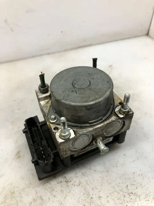 ABS-pompregelaar OEM 0265231985 Gebruikt image 2