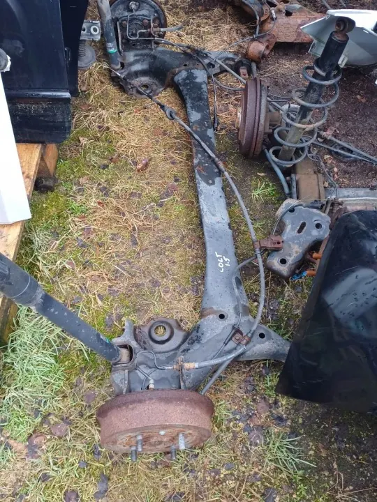 Essieu Arrière OEM Mitsubishi Colt 2004-2012 image 3