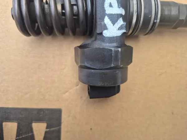 Bomba inyectora VW/Audi/Skoda 1.9 TDI OEM 0414720007 image 4