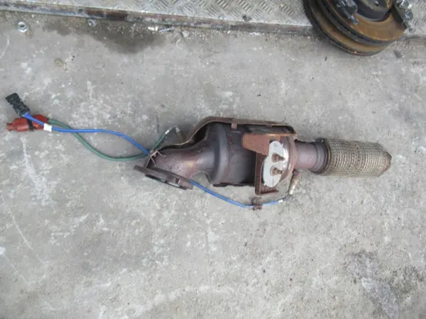 Gebruikte DPF-katalysator Ford Focus MK3 1.5 EcoBoost BU615E211EK image 2
