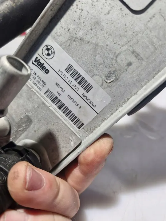 BMW OE 7600553 Radiador de refrigeración del motor image 2