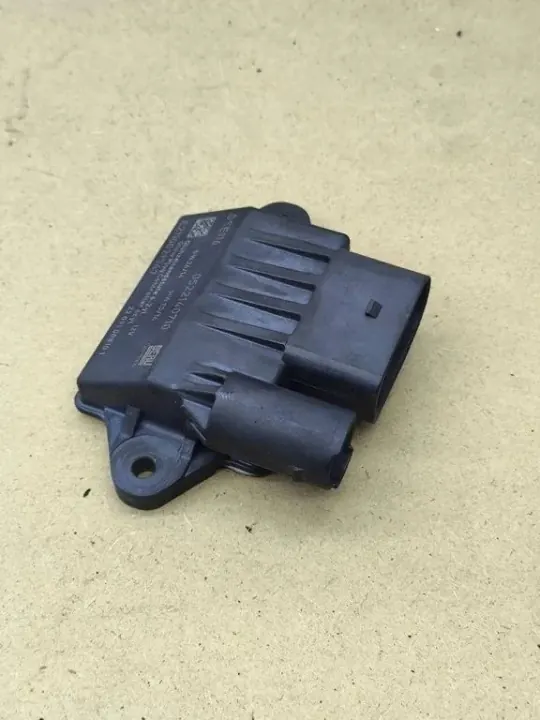 Bujías de precalentamiento OEM 0522140710 Mercedes-Benz E image 3