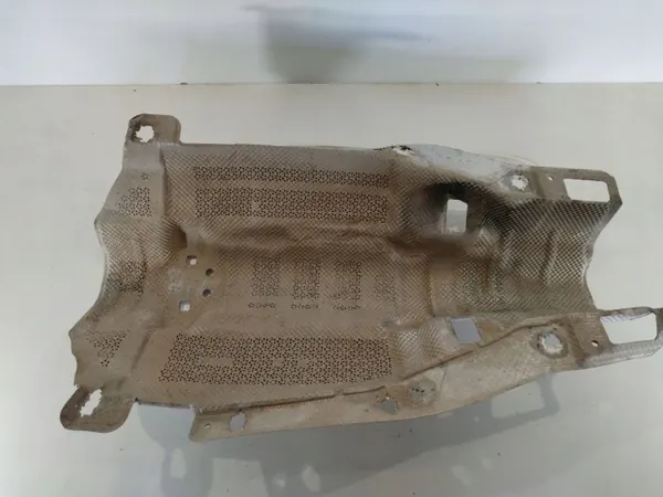 Pakoputken lämpösuoja OEM 4F0804160G Audi A6 S6 C6 image 6