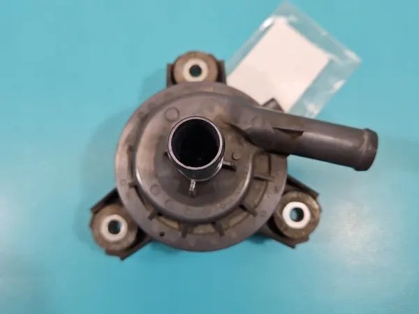 Vattenpump Lexus IS III 14-25 2.5 VVTI G9040-33030 image 2