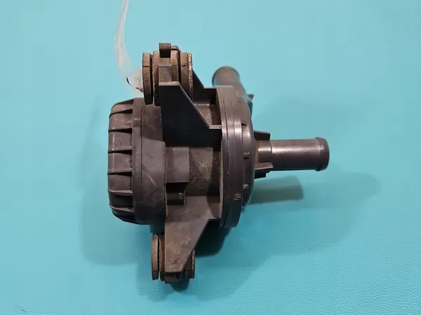 Vattenpump Lexus IS III 14-25 2.5 VVTI G9040-33030 image 3