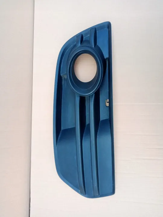 Rejilla de parachoques delantero derecho Audi Q5 8R 8R0807682A image 2