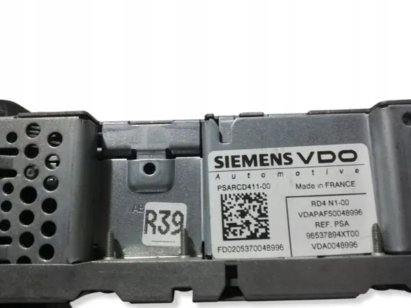 OEM 96537894XT00 Radio CD d'occasion pour Citroen C3 image 4