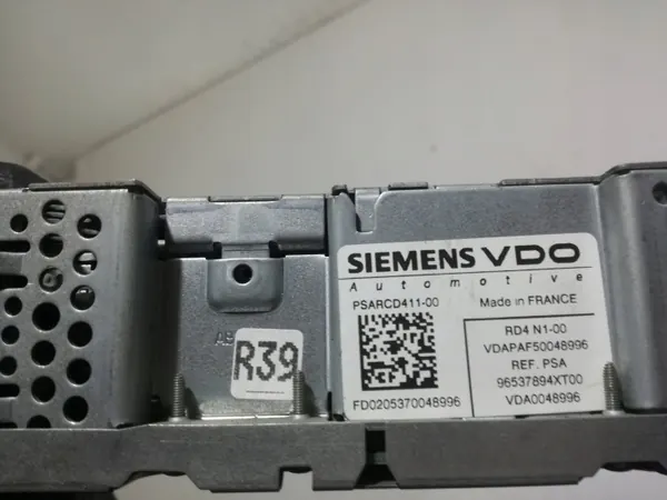 OEM 96537894XT00 Radio CD d'occasion pour Citroen C3 image 5