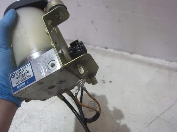 Pompe de toit BMW Z3 E36 Cabrio OEM 54348410305 image 8