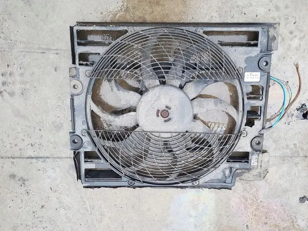 Kylarrubrik 3.0i BMW E39 2000 OEM 6921395 image 2